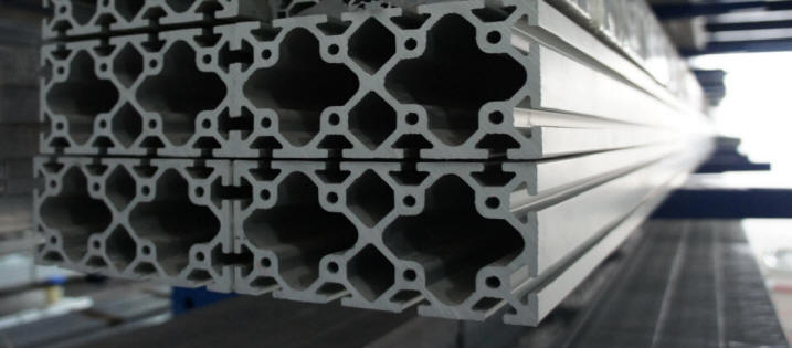 profili modulari in alluminio